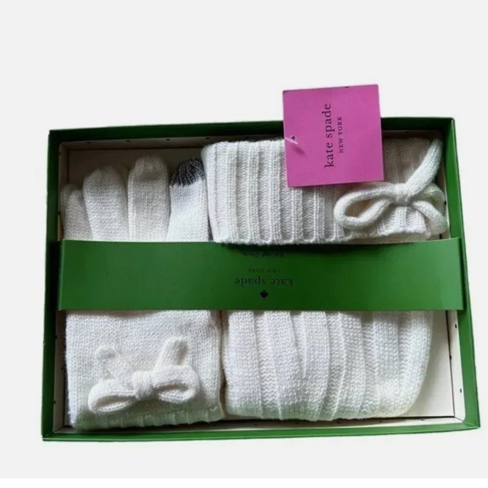 NWT NIB kate spade new york bow beanie and gift box French Cream One Size